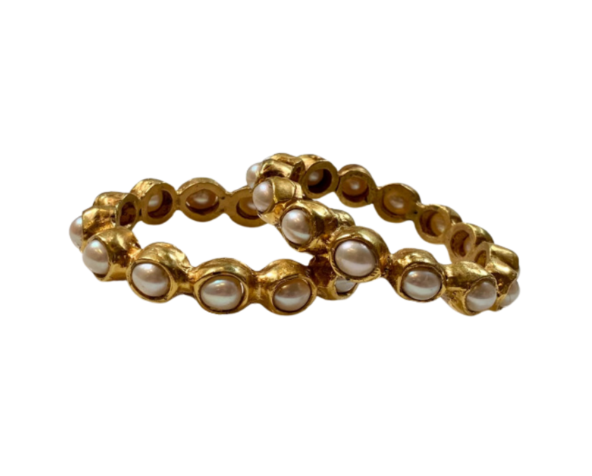 MN Pearl Bangle