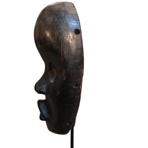 'Running' Mask Danh Tribe